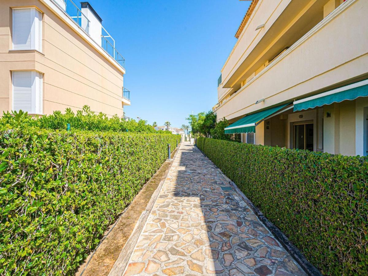 Apartment With Pool In Urb Medina Del Sol Дения Экстерьер фото