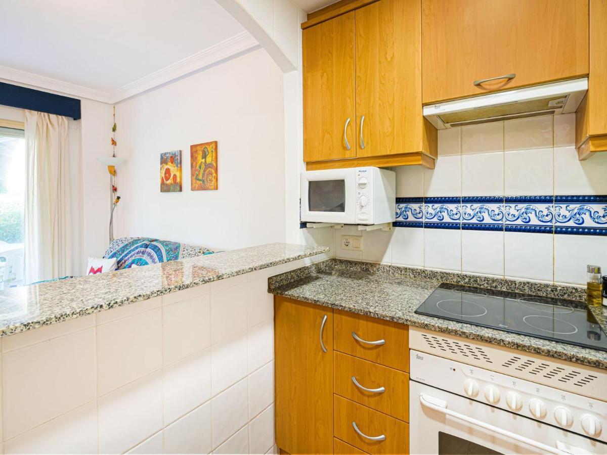 Apartment With Pool In Urb Medina Del Sol Дения Экстерьер фото