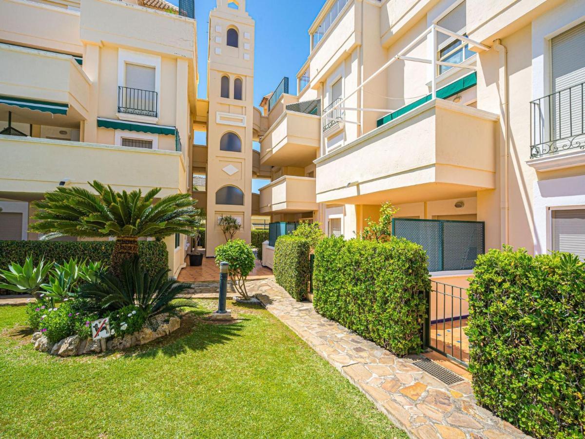 Apartment With Pool In Urb Medina Del Sol Дения Экстерьер фото